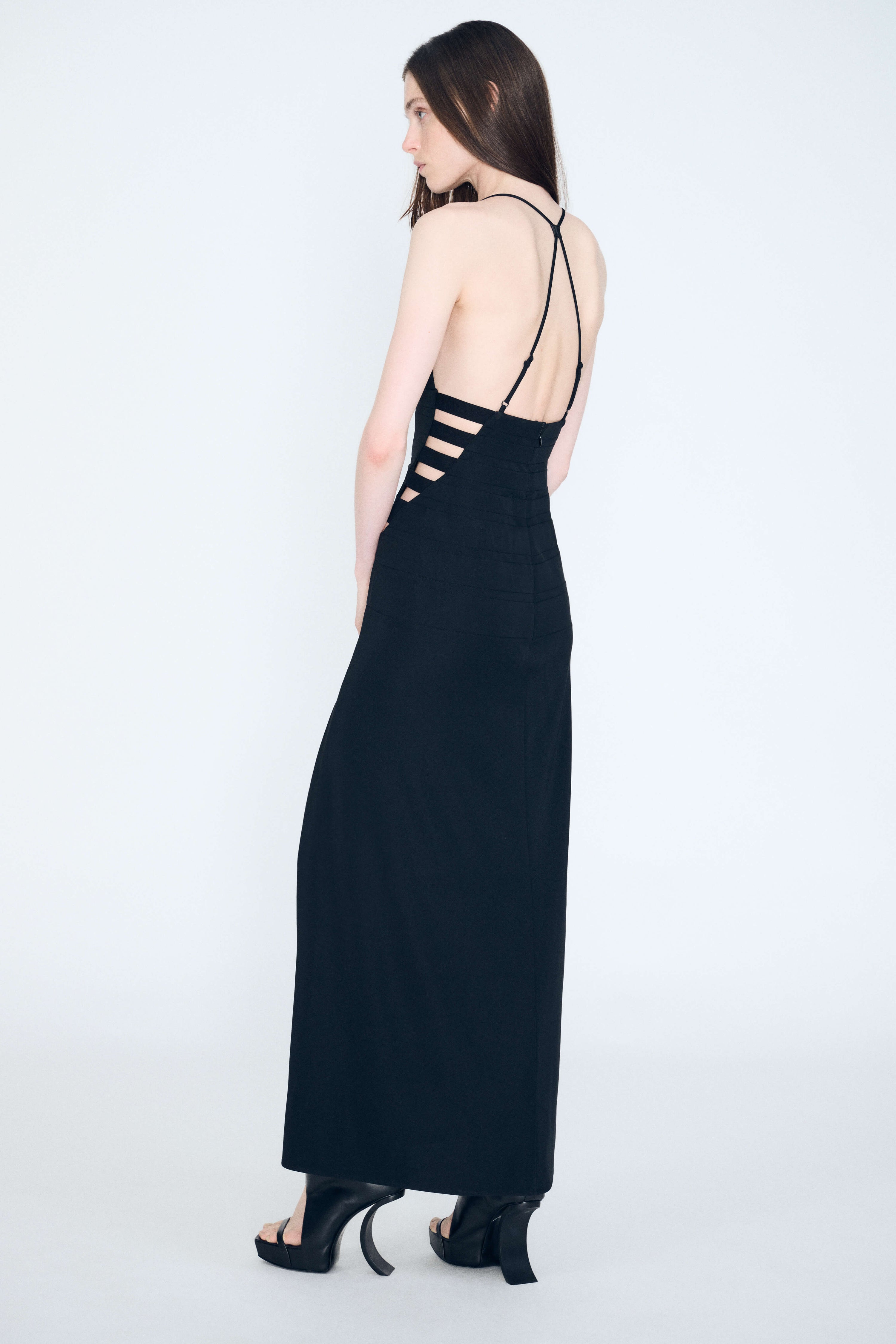 Media-template--24861373792553__main-43755232231721-3