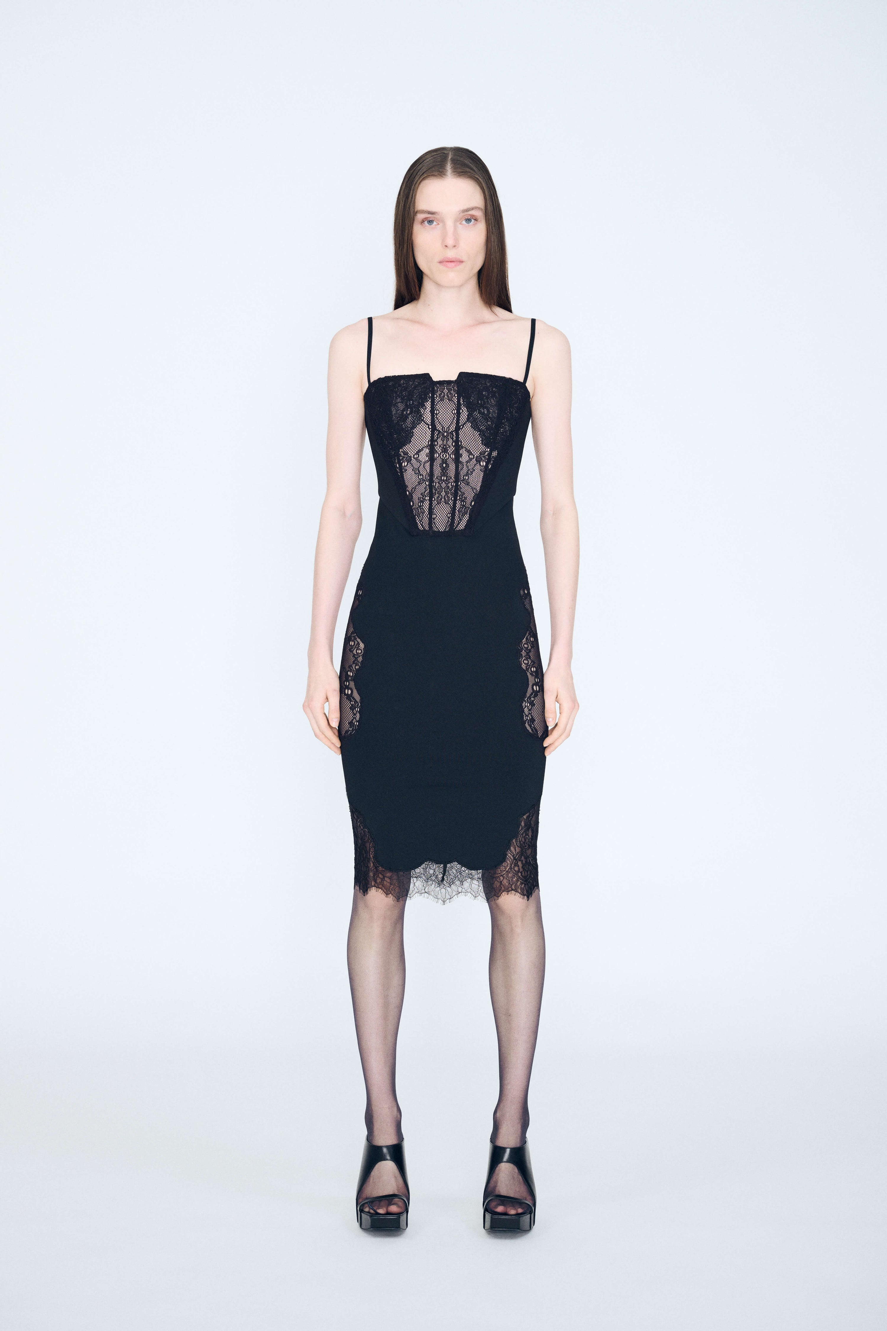 Media-template--24861373792553__main-43774738891049-2