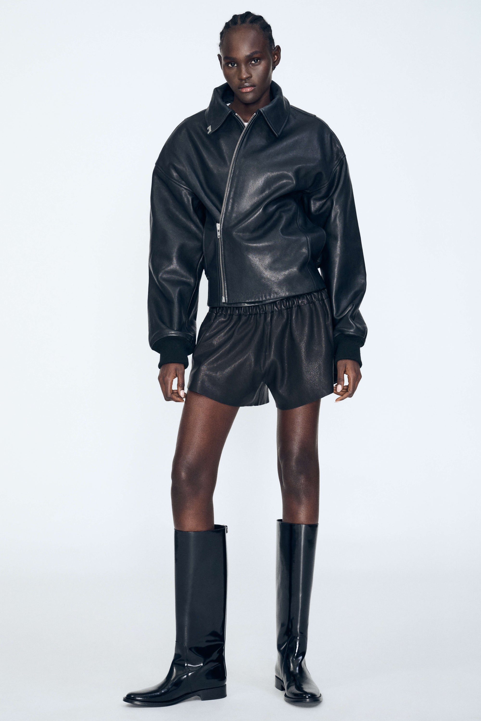 Pull On Id Shorts in Black