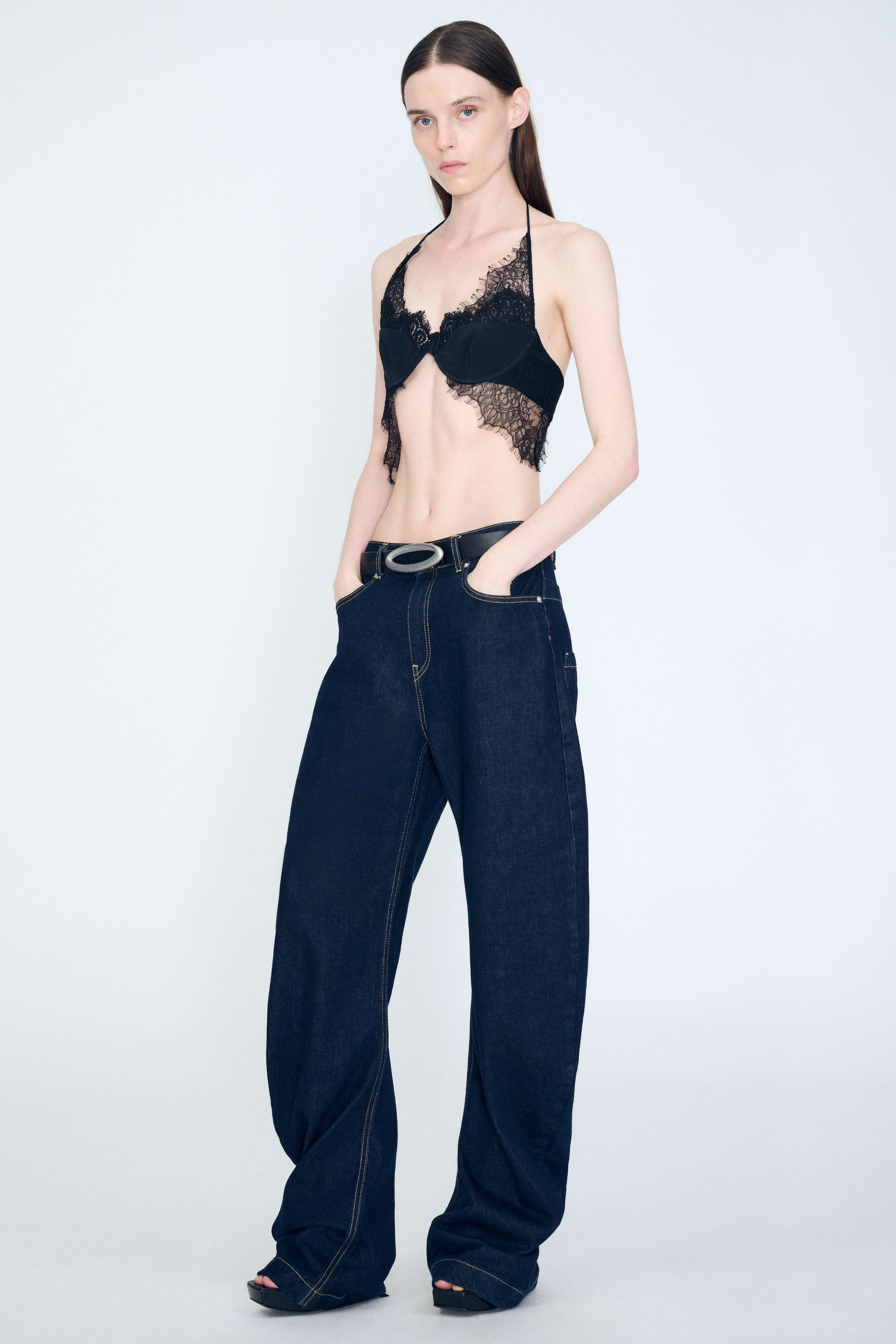 products-banana-twist-flare-jean-in-indigo