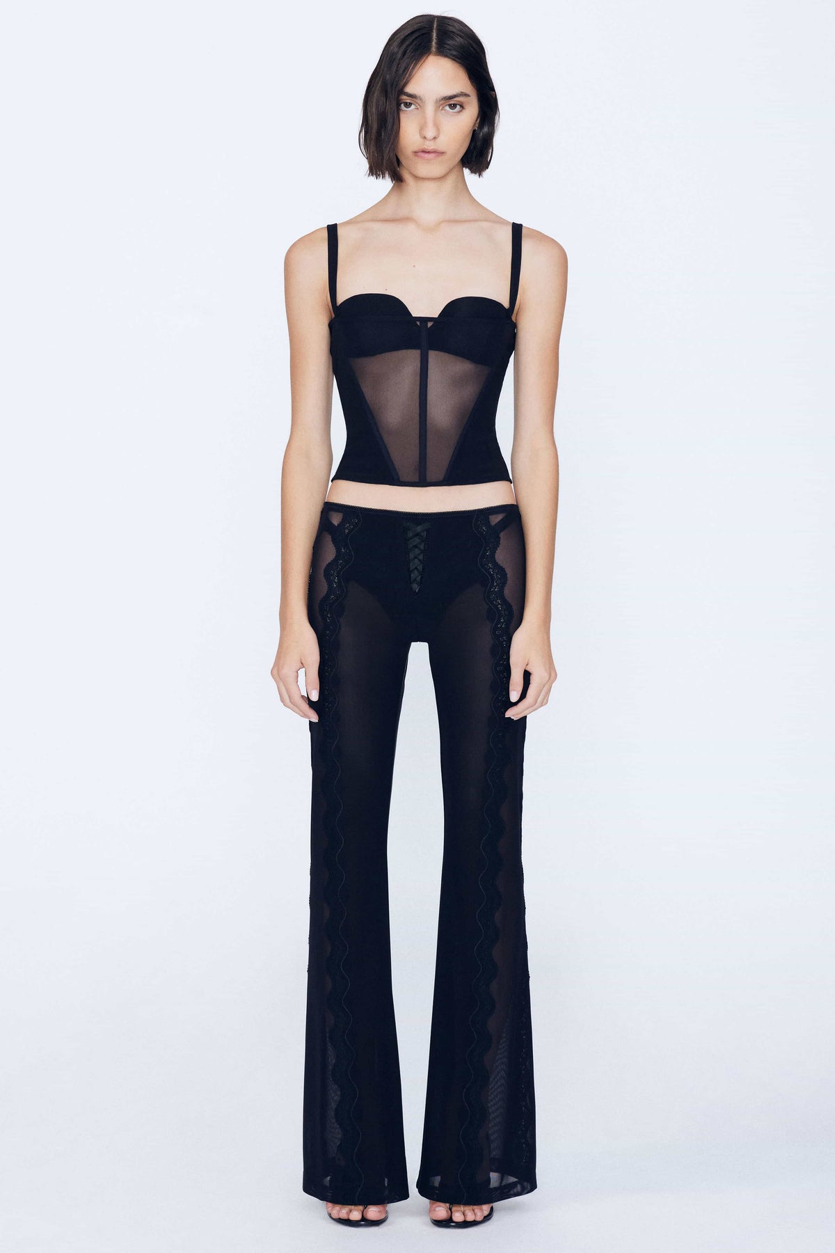 Product Gallery Media 6 Wave Lace Legging
