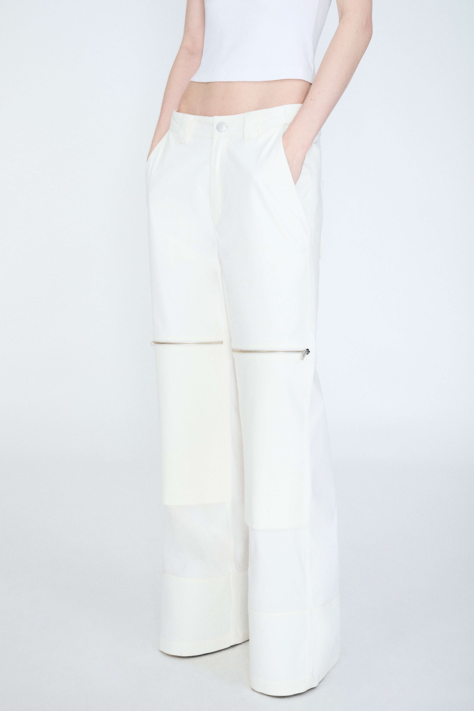 Flex Waist Zip Cargo Pant in Ivory