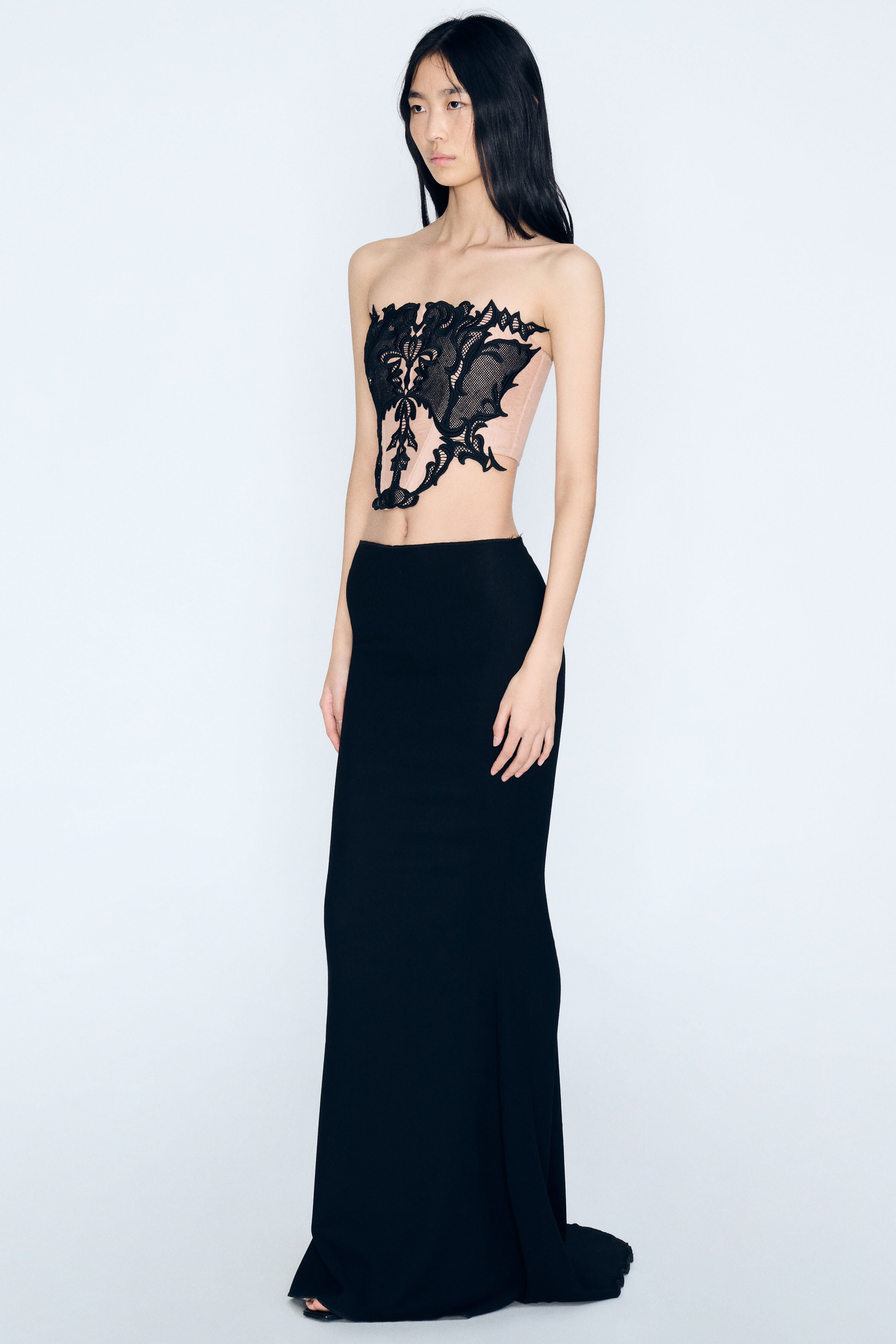 Product Gallery Media 3 Wing Lace Corset