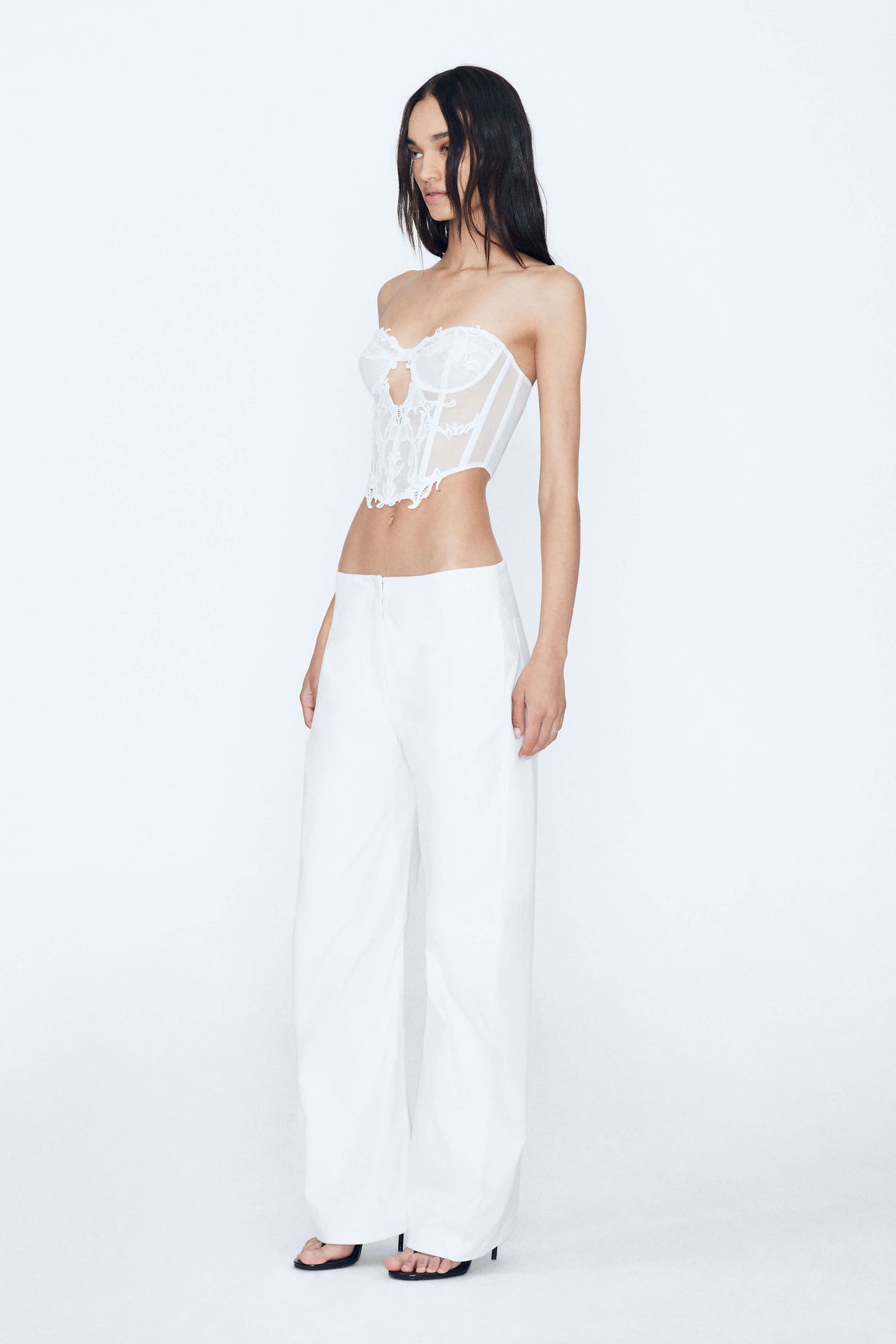 Product Gallery Media 3 Wing Lace Crop Corset
