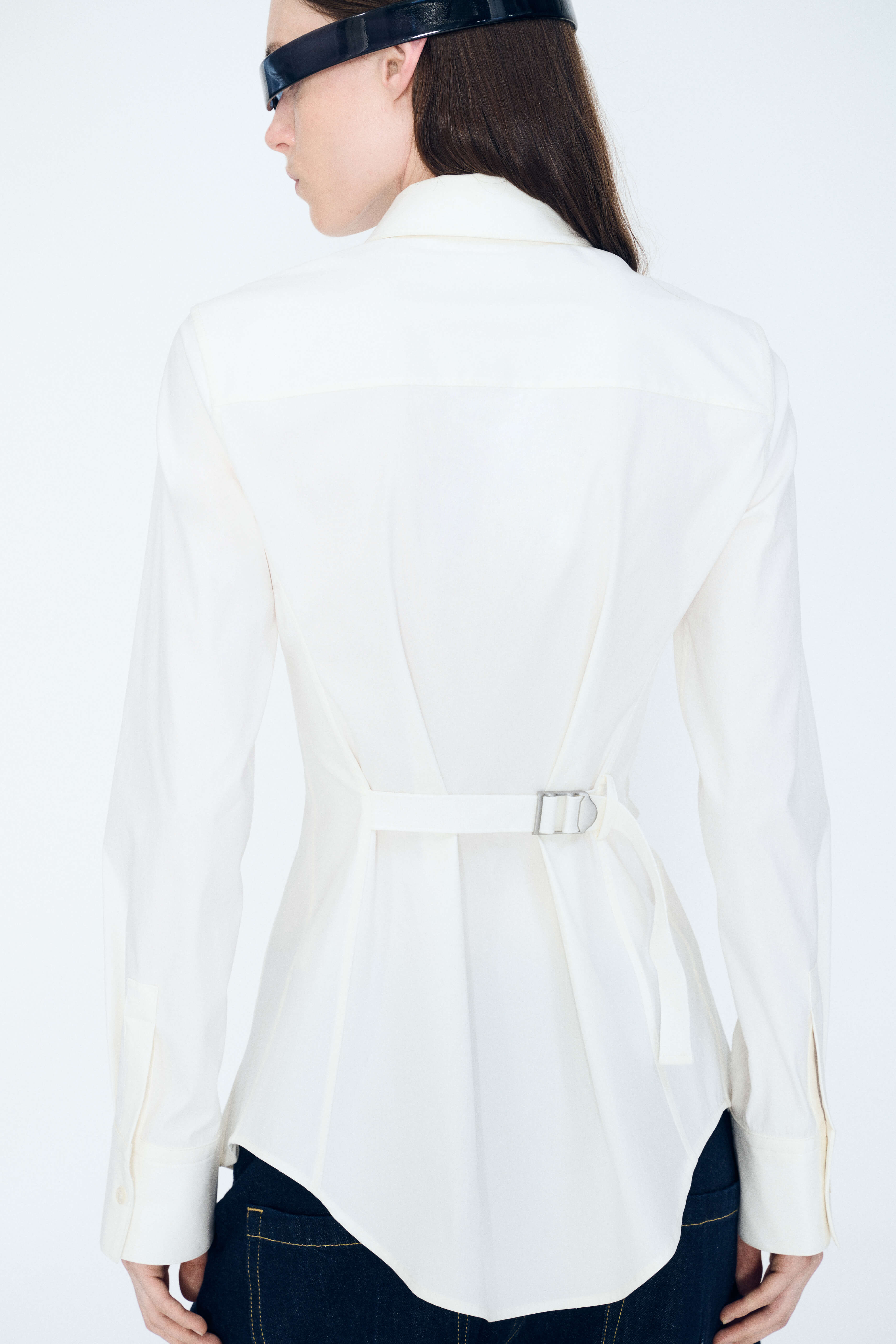 Product Gallery Media 2 Cinch Back Shirt in White