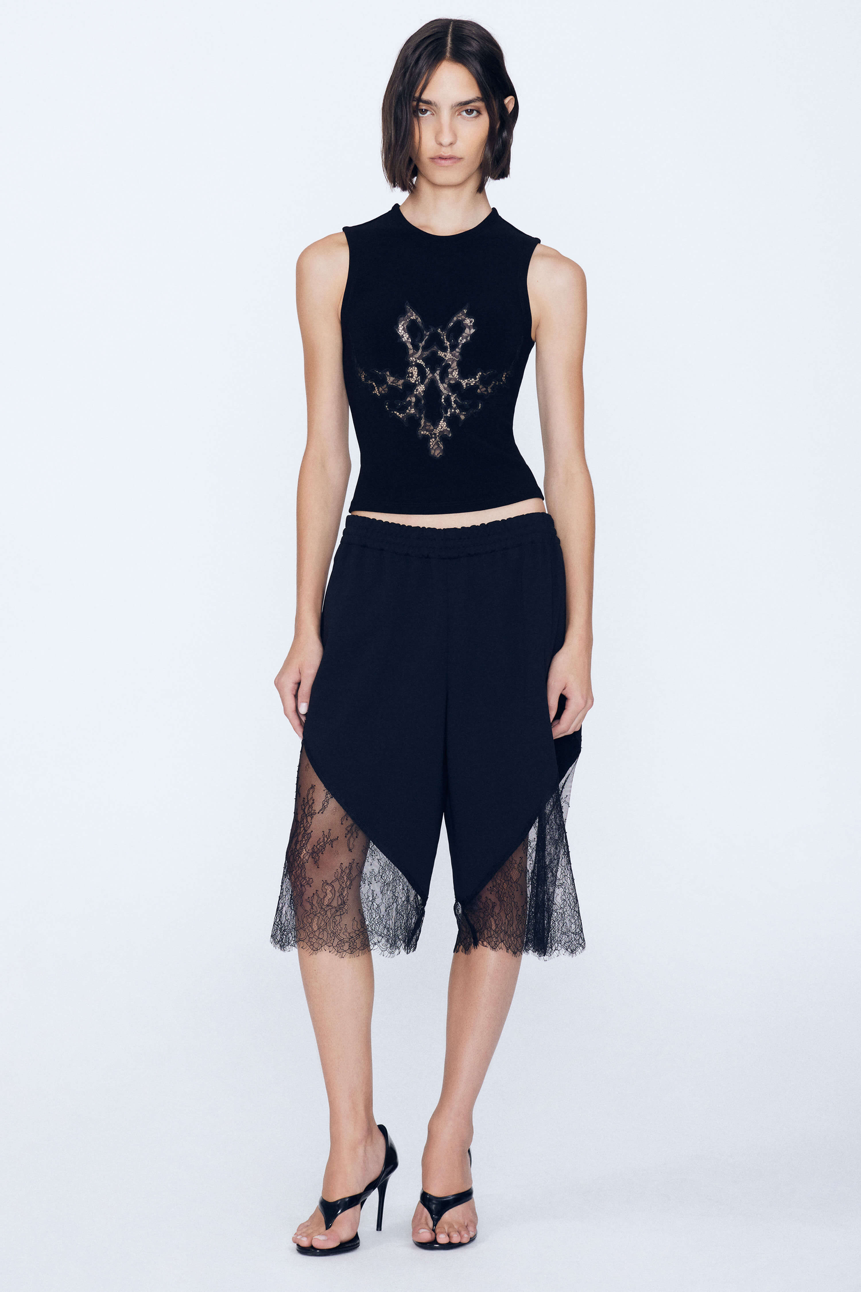 Product Gallery Media 3 Inverted Lace Cutoff